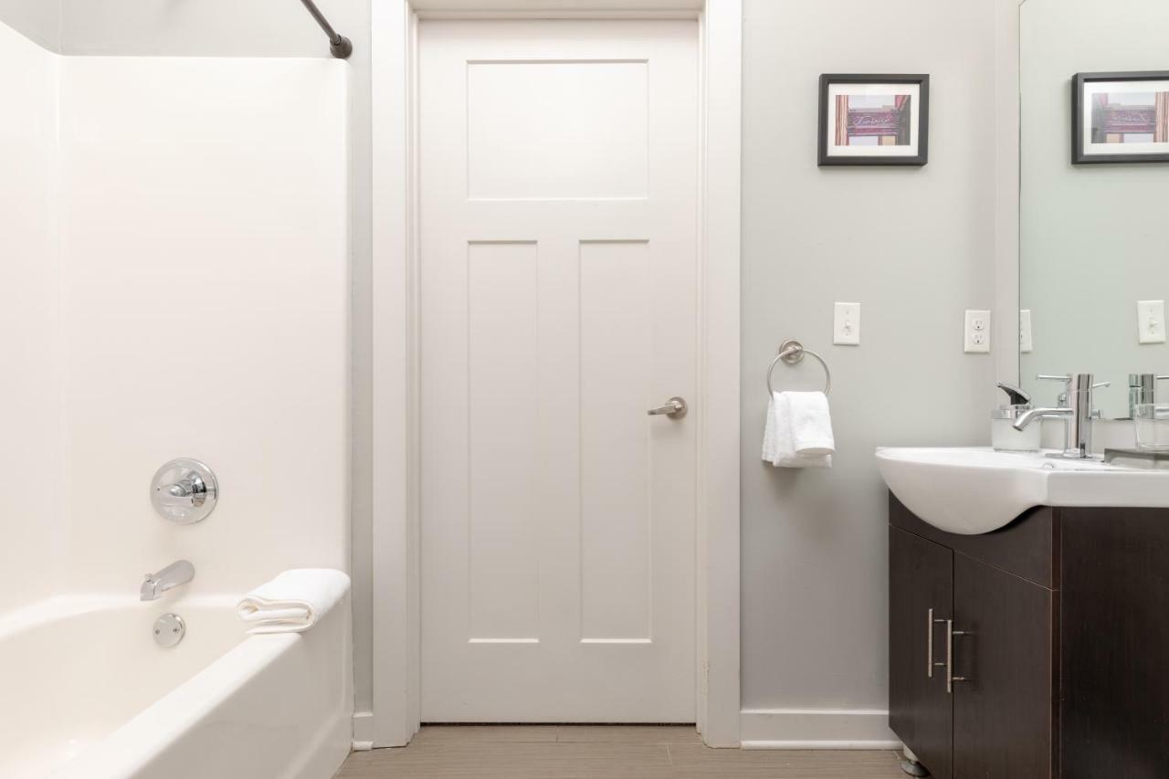 Mint House At Village Row Nashville Extérieur photo